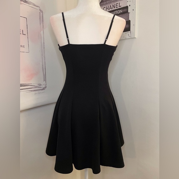 Forever 21 Sweetheart Neckline Fit & Flare Mini Dress Black Size L Juniors - Picture 6 of 13